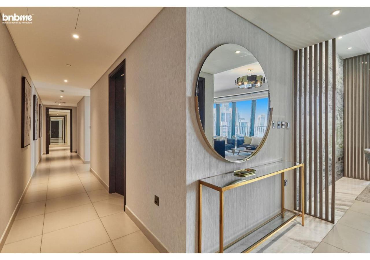 Appartamento Bnbme - Boulevard Heights Dubai Esterno foto