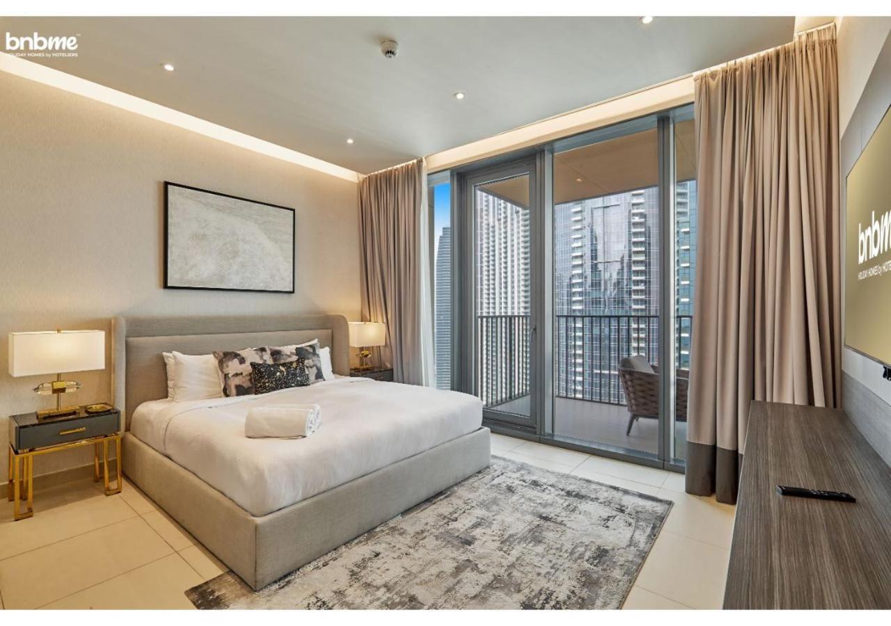 Appartamento Bnbme - Boulevard Heights Dubai Esterno foto