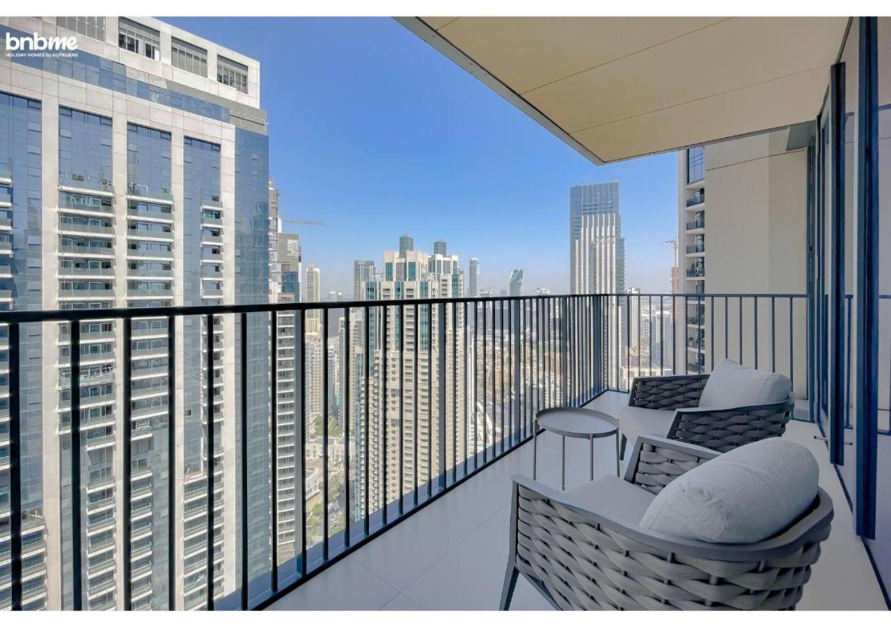 Appartamento Bnbme - Boulevard Heights Dubai Esterno foto