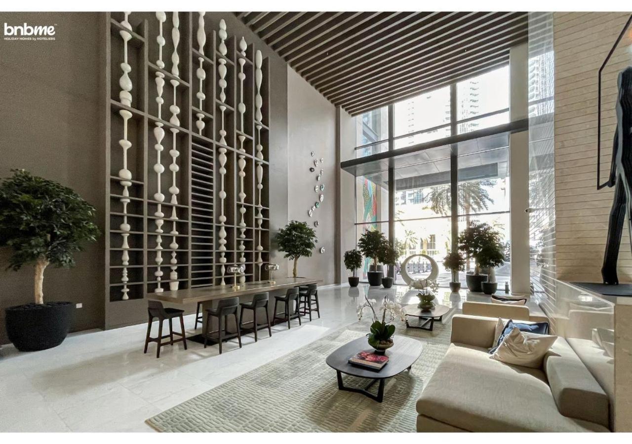 Appartamento Bnbme - Boulevard Heights Dubai Esterno foto